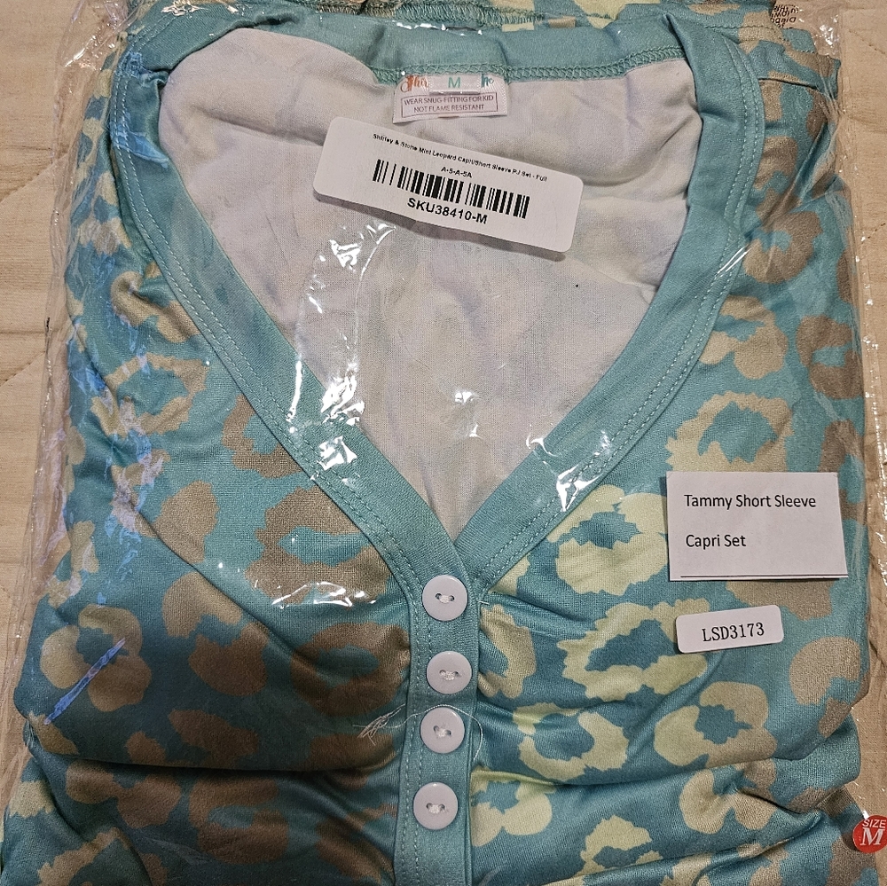 Aqua and Cream Leopard Print Pajama Set - Picture 9 of 9